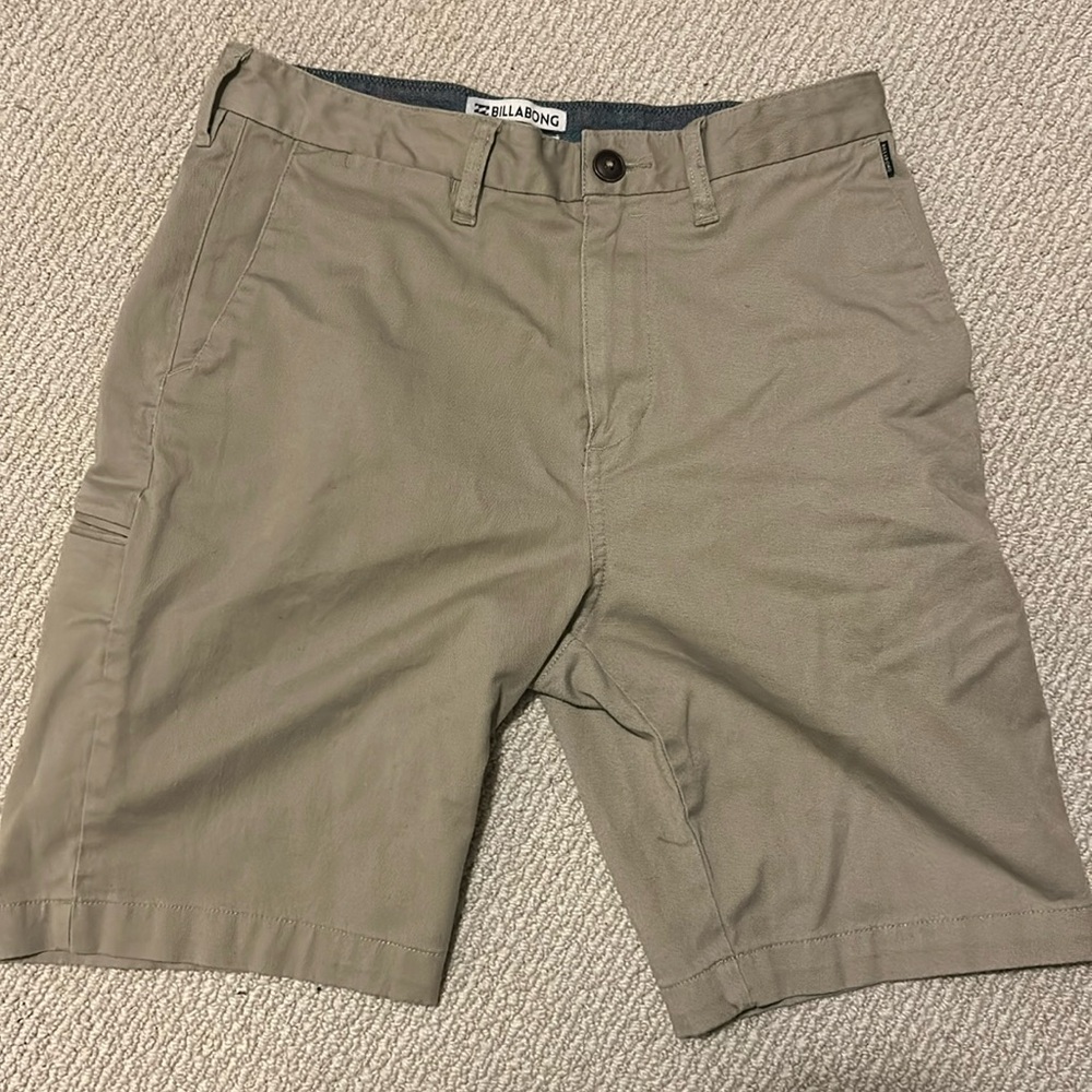 Khaki shorts 31